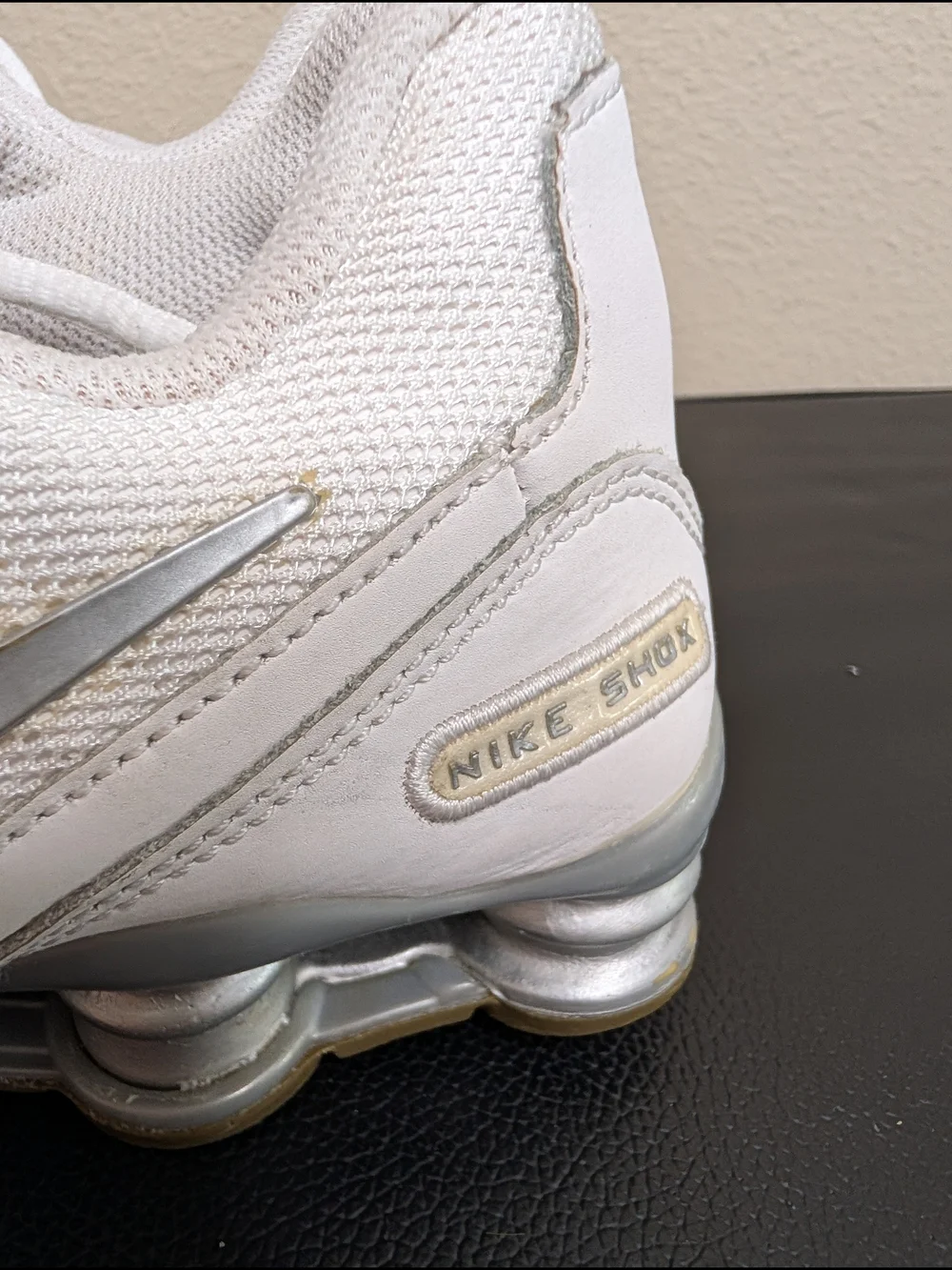 Nike Shox Avenue GS White Silver Youth Size 7Y